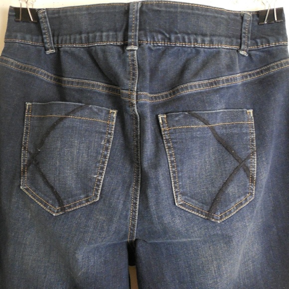 4145....Women's Lane Bryant Bootcut Jeans Size 14A - Picture 7 of 7